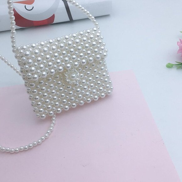 Charming Women's Imitation Pearl Purse - Compact 11cm for Events & Travel - Picture 4 of 4